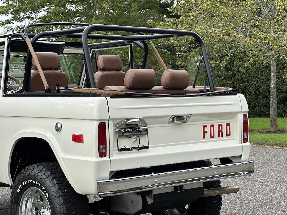 Ford-Bronco-1974-34