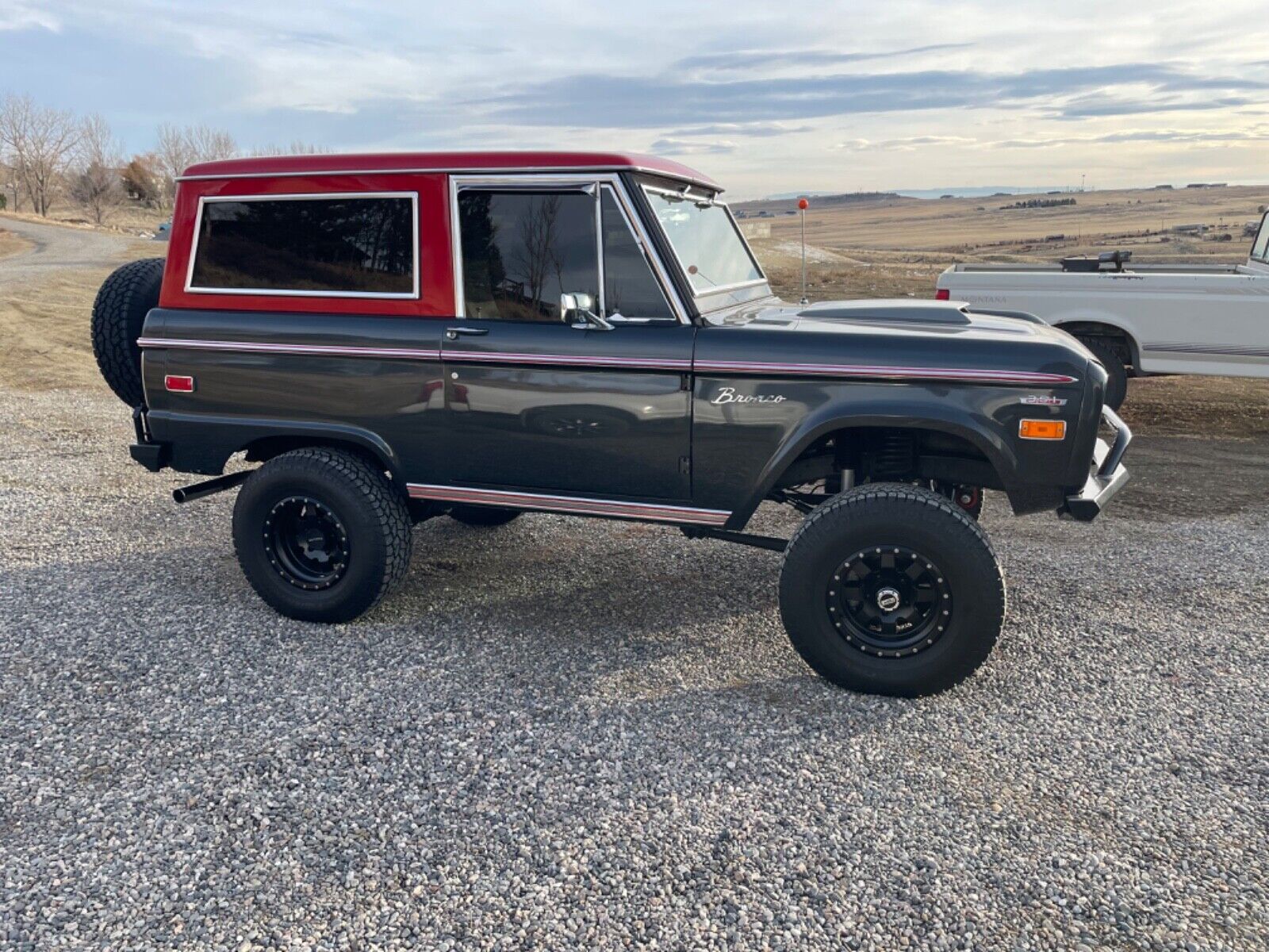 Ford-Bronco-1974-36