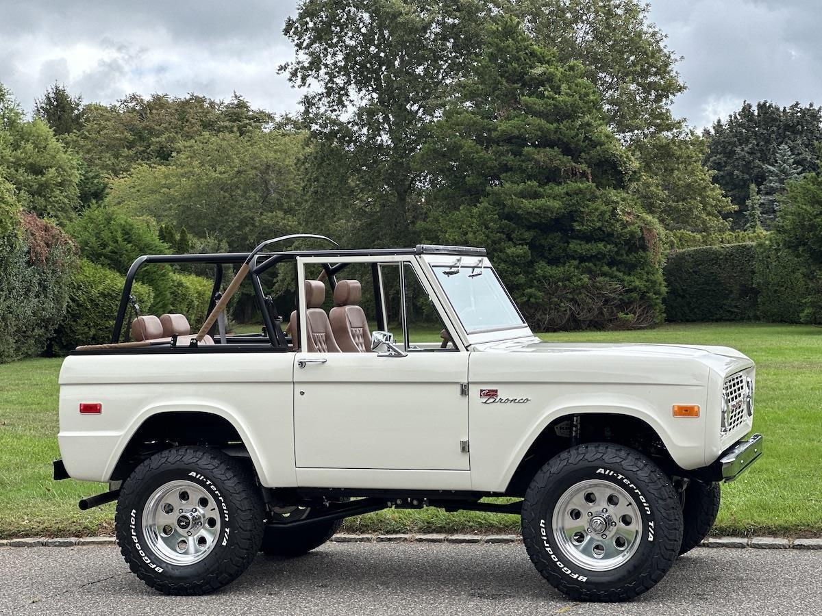 Ford-Bronco-1974-38