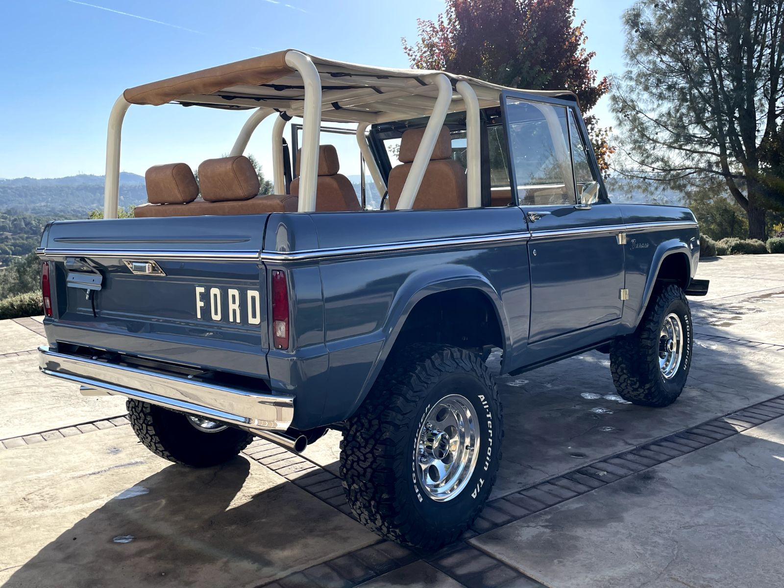 Ford-Bronco-1974-6