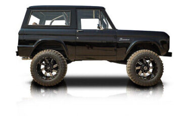 Ford-Bronco-1975-1