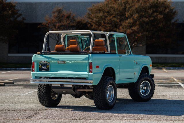 Ford-Bronco-1975-11