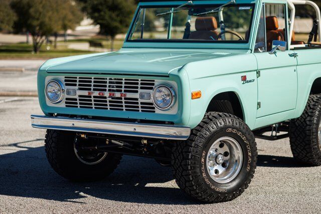 Ford-Bronco-1975-14