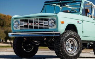 Ford-Bronco-1975-15