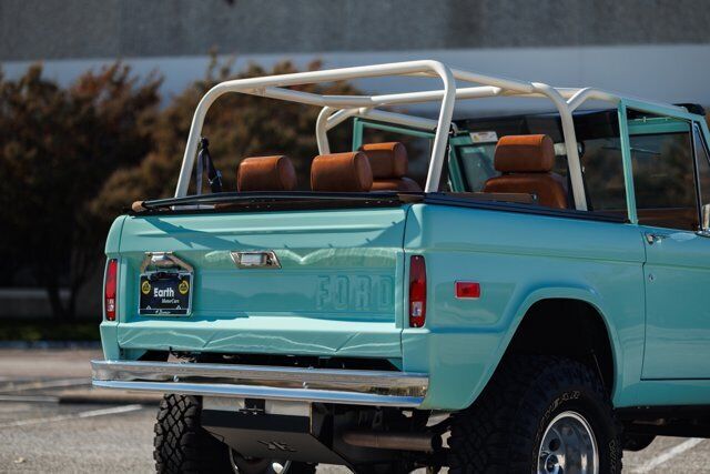 Ford-Bronco-1975-21