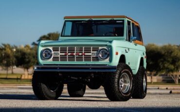 Ford-Bronco-1975-23