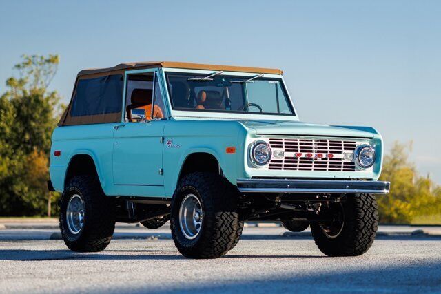 Ford-Bronco-1975-24