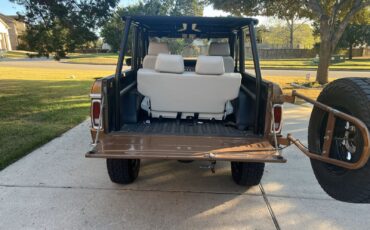 Ford-Bronco-1975-3