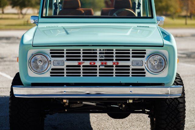 Ford-Bronco-1975-30