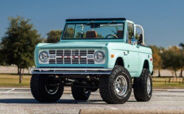 Ford-Bronco-1975-4