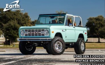 Ford Bronco  year1}