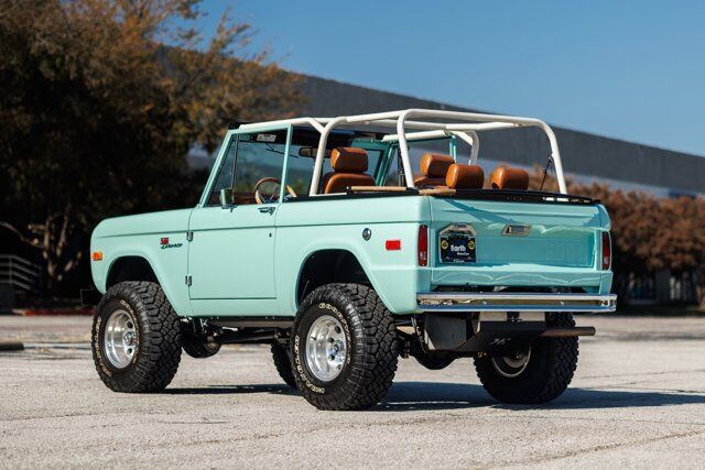 Ford-Bronco-1975-7