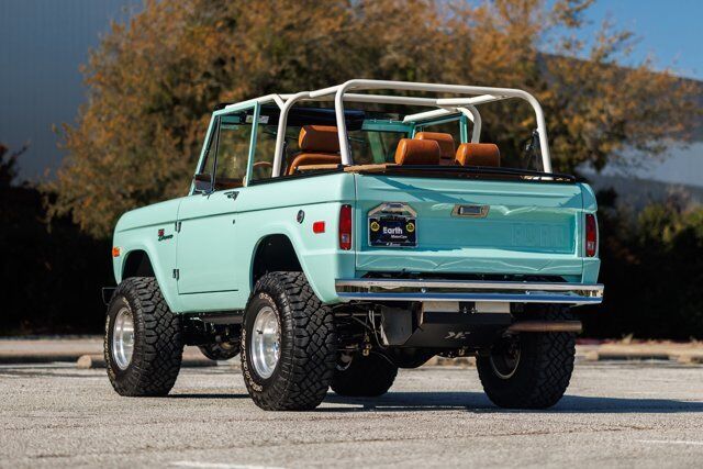 Ford-Bronco-1975-8