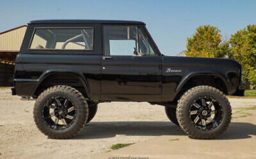 Ford-Bronco-1975-8