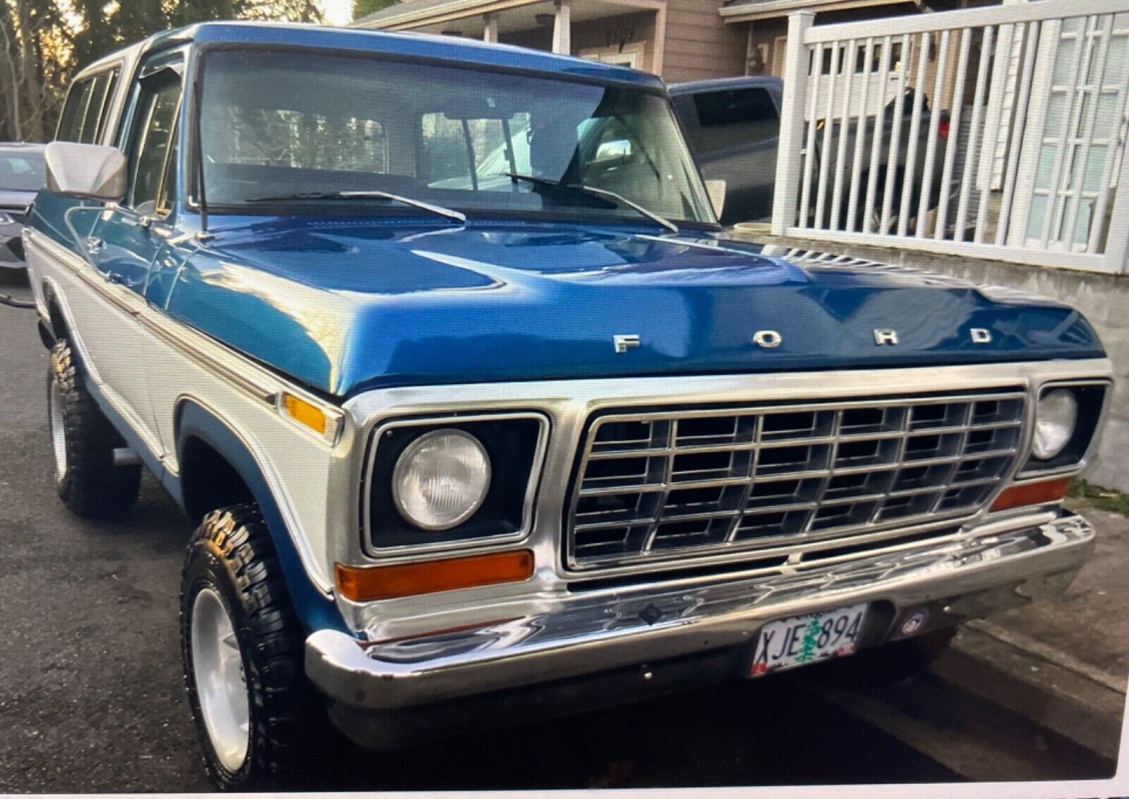 Ford-Bronco-1978-1