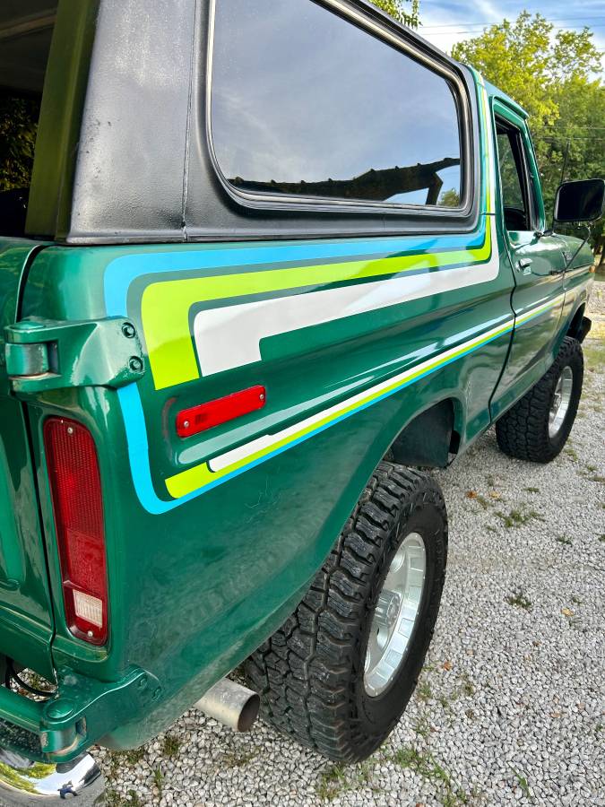 Ford-Bronco-1978-18