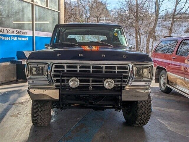 Ford-Bronco-1979-2