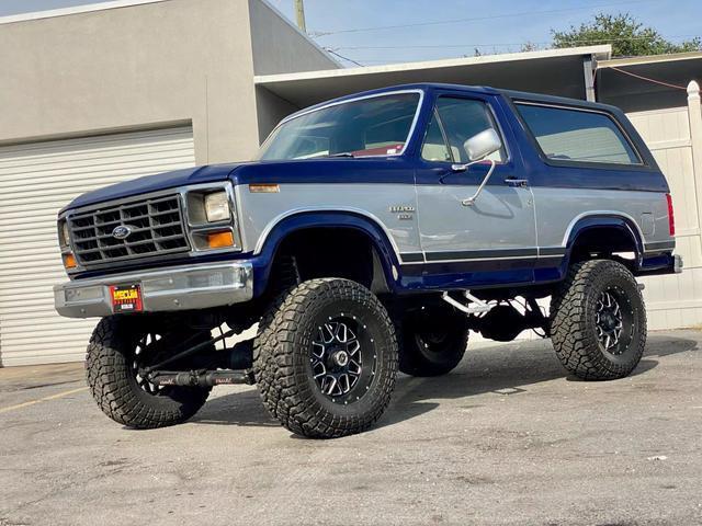 Ford-Bronco-1983-6