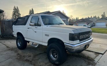 Ford-Bronco-1988-4