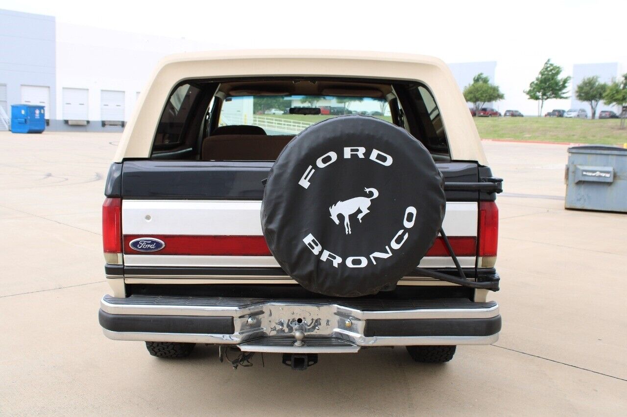 Ford-Bronco-1988-5