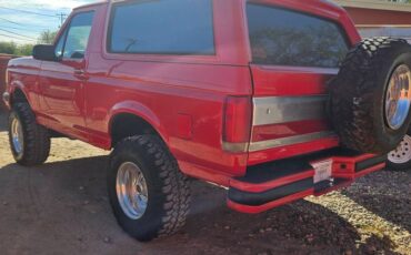 Ford-Bronco-1989-3