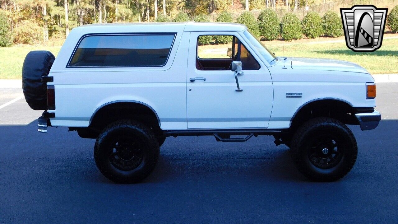 Ford-Bronco-1989-8