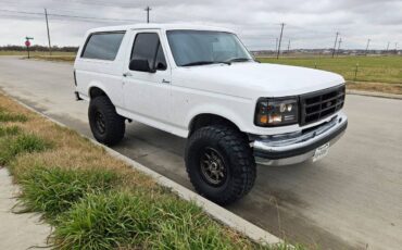 Ford-Bronco-1992-1