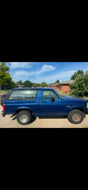 Ford-Bronco-1992-3