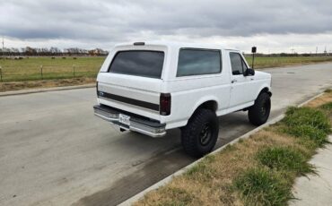 Ford-Bronco-1992-3