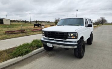 Ford-Bronco-1992