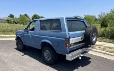 Ford-Bronco-1993-3