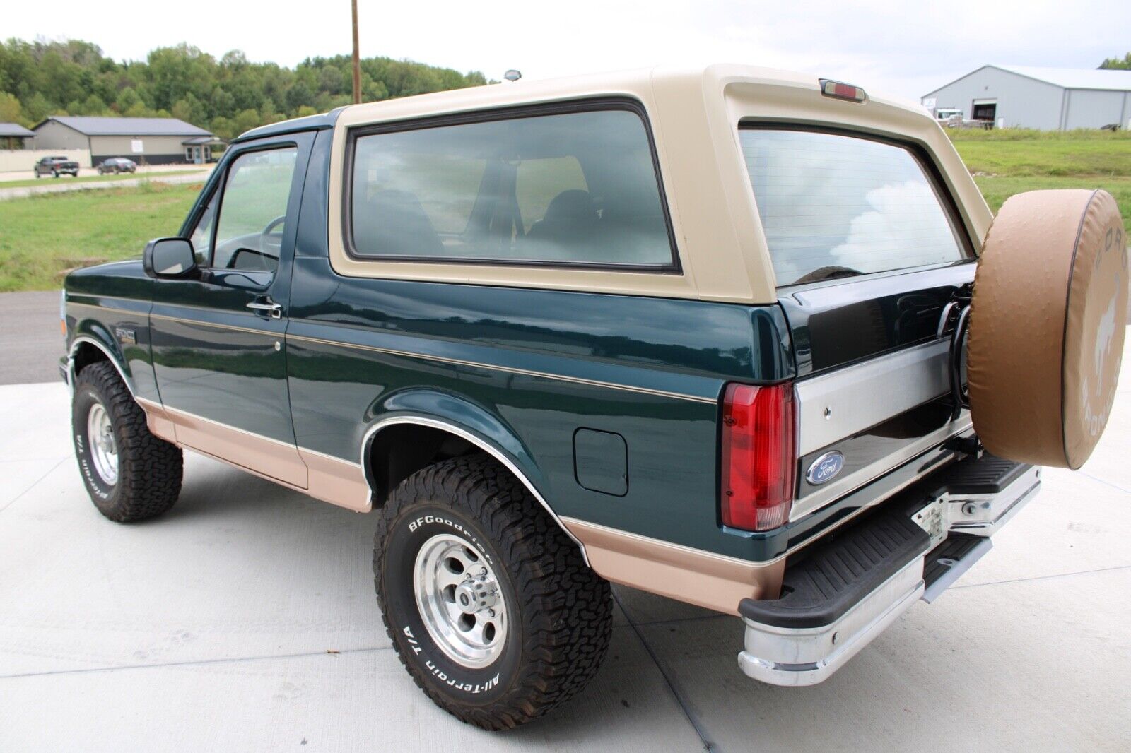 Ford-Bronco-1994-2