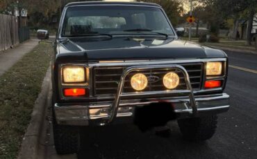 Ford-Bronco-4x4-1985-2