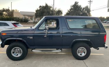 Ford-Bronco-4x4-1985-7