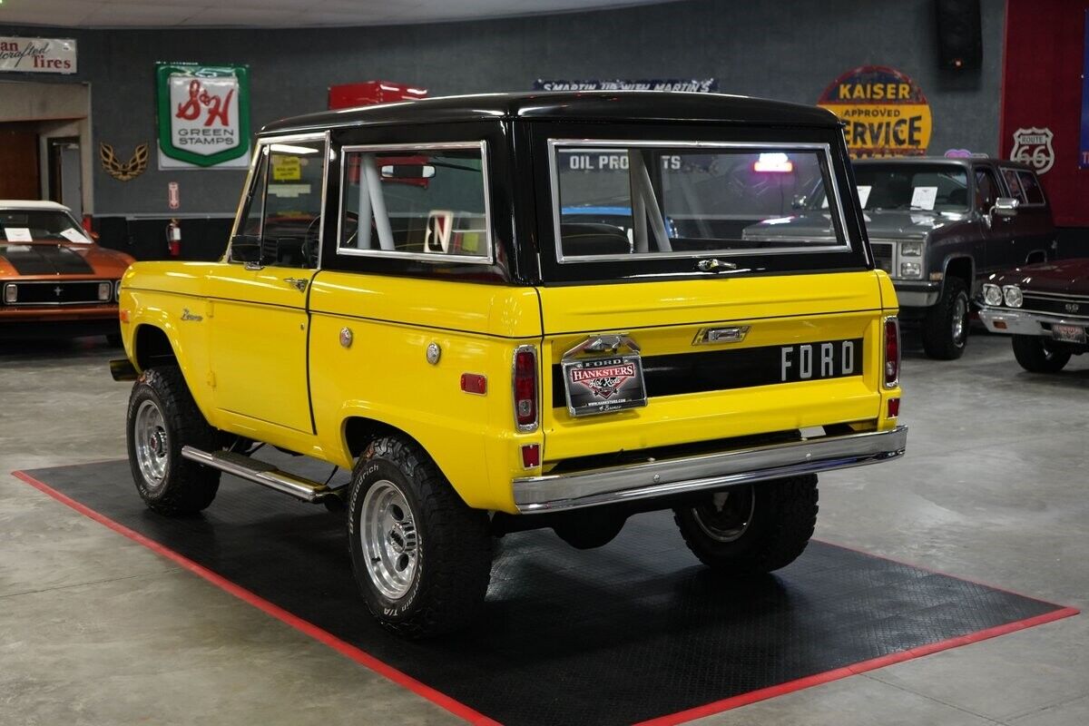 Ford-Bronco-4x4-SUV-1976-3