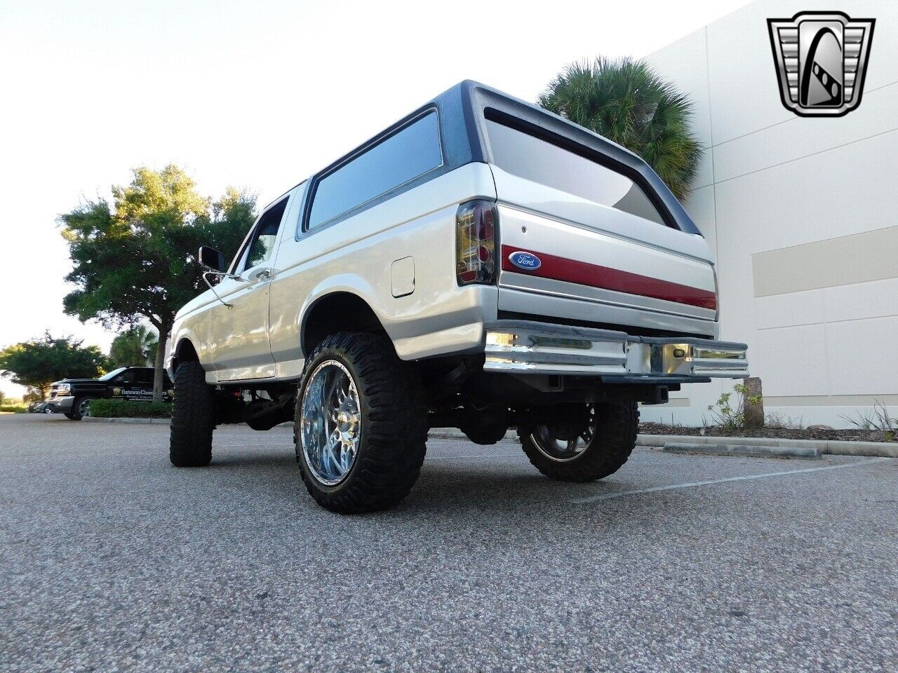 Ford-Bronco-Cabriolet-1990-8