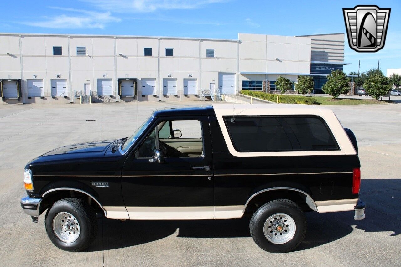 Ford-Bronco-Cabriolet-1993-2