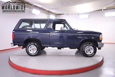 Ford-Bronco-Custom-1993-3