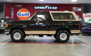 Ford-Bronco-Eddie-Bauer-4x4-SUV-1991-19