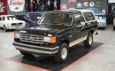 Ford-Bronco-Eddie-Bauer-4x4-SUV-1991-9