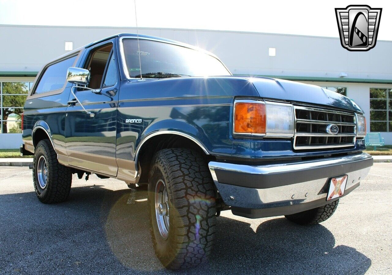 Ford-Bronco-Pickup-1989-11