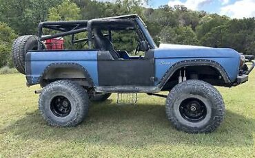 Ford-Bronco-SUV-1966-11