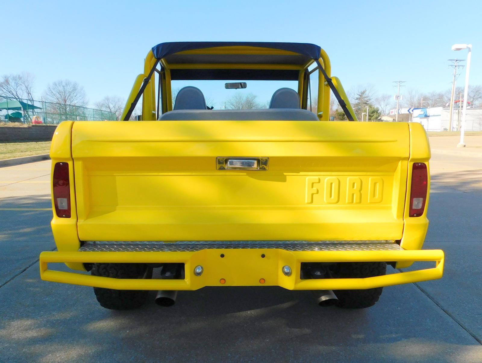 Ford-Bronco-SUV-1968-20