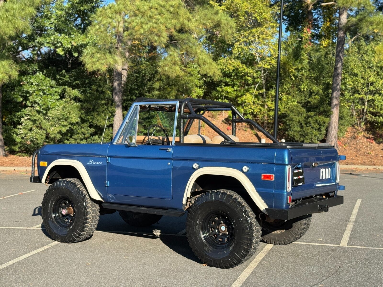 Ford-Bronco-SUV-1976-6