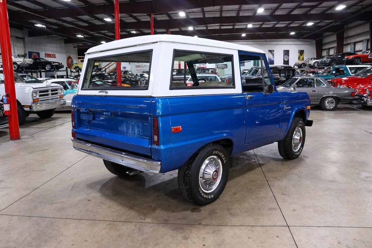 Ford-Bronco-SUV-1976-6