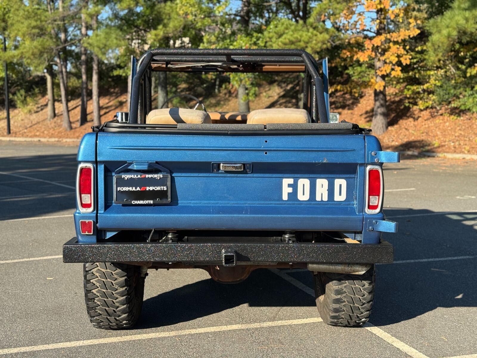 Ford-Bronco-SUV-1976-9