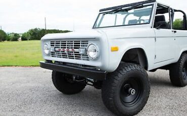 Ford-Bronco-SUV-1976-9