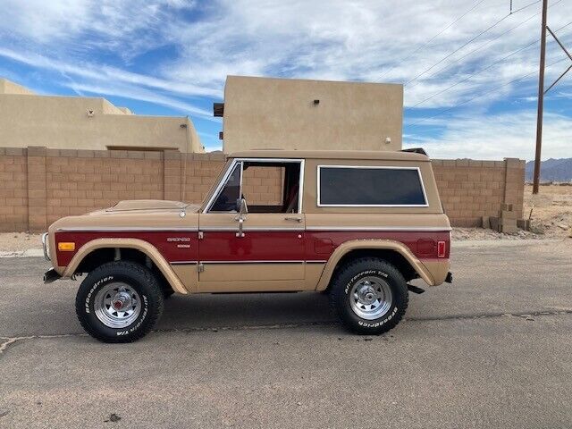 Ford-Bronco-SUV-1977-2