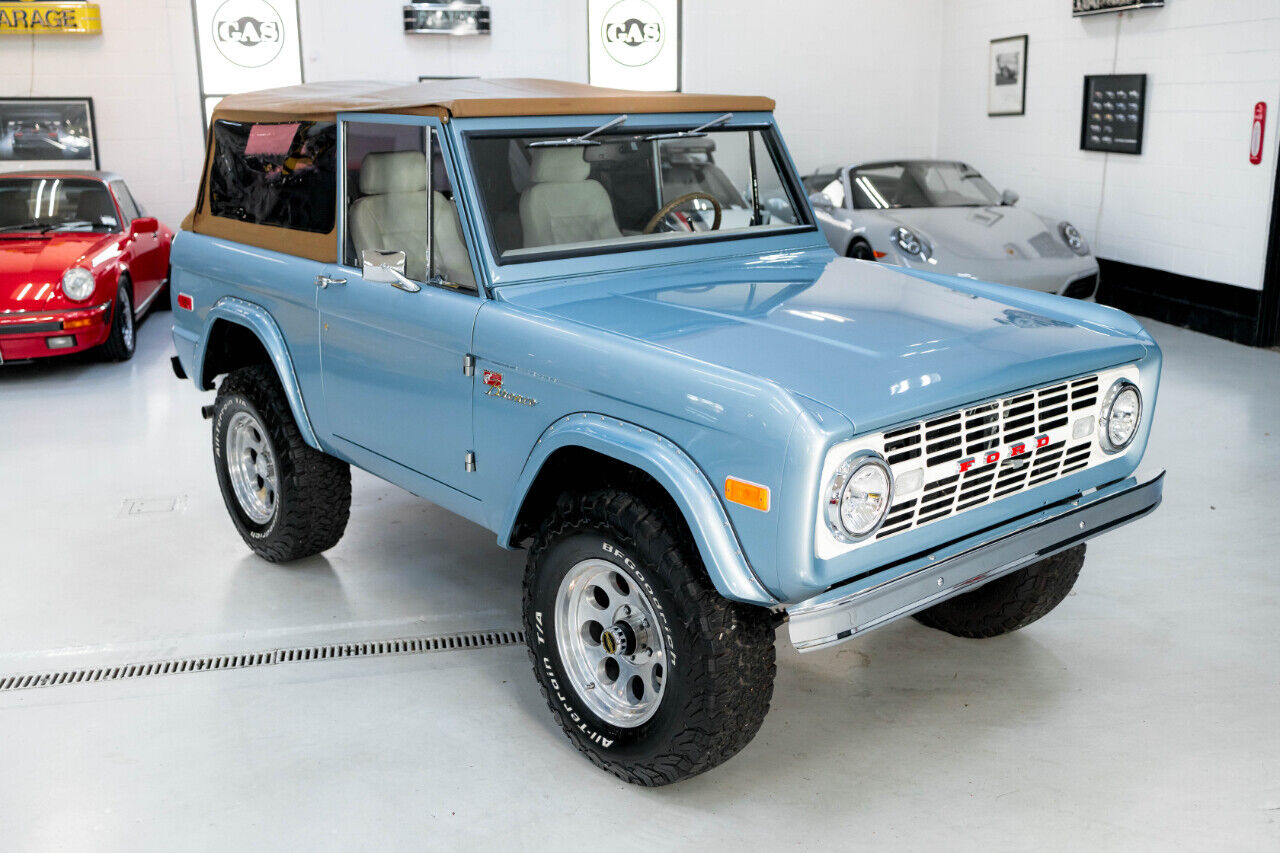 Ford-Bronco-SUV-1977-9