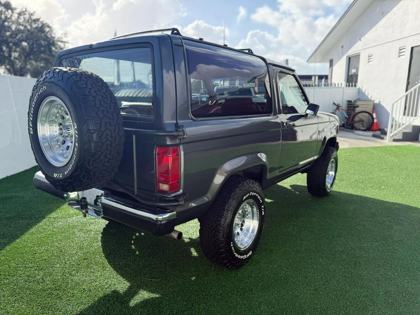 Ford-Bronco-SUV-1988-6